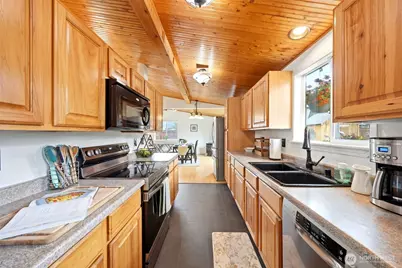 705 E Stanley Place, Granite Falls, WA 98252 - Photo 16