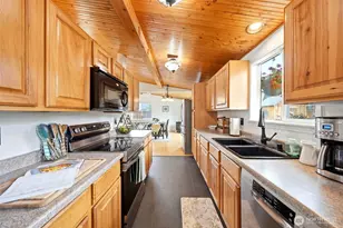705 E Stanley Pl, Granite Falls, WA 98252 - Photo 16