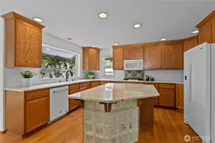 7301 199th St SE, Snohomish, WA 98296 - Photo 6