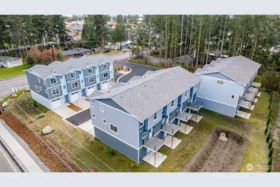 945 NW Heller Street #C3, Oak Harbor, WA 98277 - Photo 4