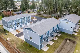 945 NW Heller St, Oak Harbor, WA 98277 - Photo 4