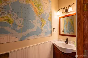 1411 K Ave, Anacortes, WA 98221 - Photo 4