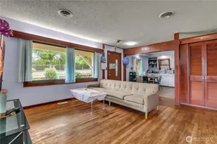 1860 S 128th St, Burien, WA 98168 - Photo 4