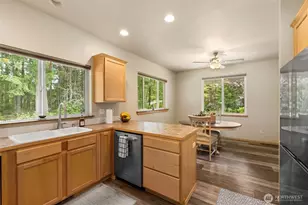 5056 SW Lake Helena Rd, Port Orchard, WA 98367 - Photo 10