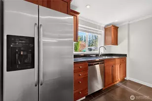 14010 NE 181st Pl, Woodinville, WA 98072 - Photo 10