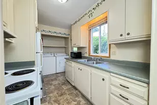 930 Trosper Rd SW, Tumwater, WA 98512 - Photo 10