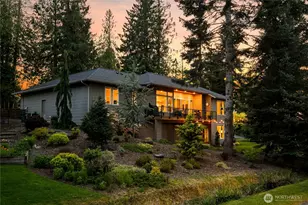 28 Strawberry Point Rd, Bellingham, WA 98229 - Photo 2