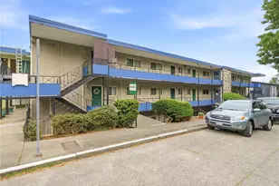 2629 2633 14th Ave W, Seattle, WA 98119 - Photo 2