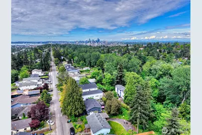 5942 21st Avenue SW, Seattle, WA 98106 - Photo 2