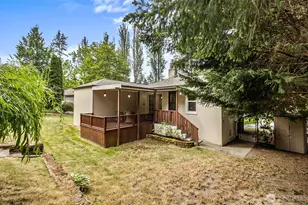8800 Ravenna Ave NE, Seattle, WA 98115 - Photo 18
