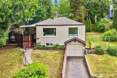 8800 Ravenna Avenue NE, Seattle, WA 98115 - Photo 1