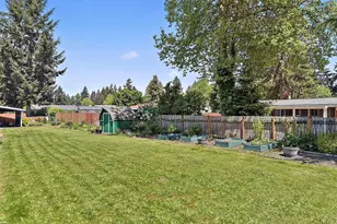 11923 240th Ave Ct E, Buckley, WA 98321 - Photo 32