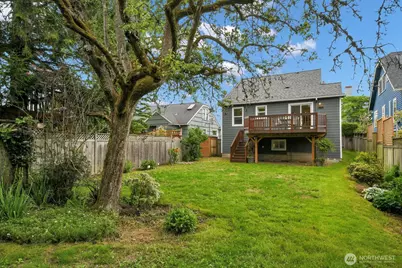 4711 51st Avenue S, Seattle, WA 98118 - Photo 12