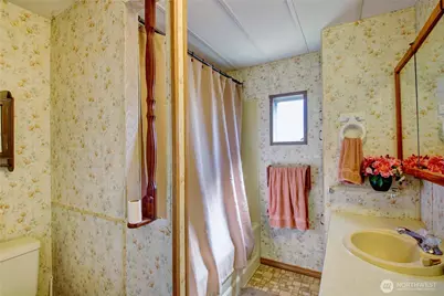 2702 Dundee Place, Anacortes, WA 98221 - Photo 30