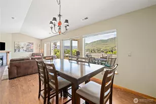 808 W Manson Hwy, Chelan, WA 98816 - Photo 10