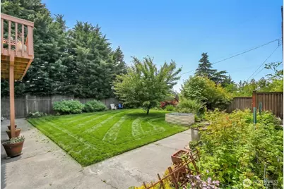 10515 1st Avenue NW, Seattle, WA 98177 - Photo 30