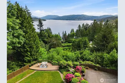639 W Lake Sammamish Parkway NE, Bellevue, WA 98008 - Photo 2