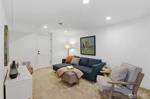 639 West LK Sammamish Pkwy NE, Bellevue, WA 98008 - Photo 32