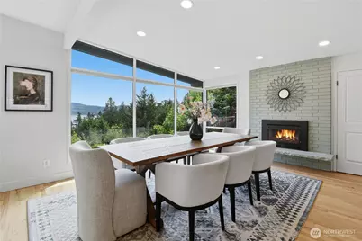639 W Lake Sammamish Parkway NE, Bellevue, WA 98008 - Photo 10