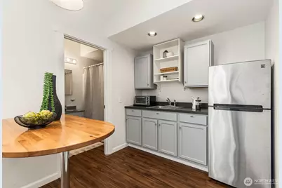 15504 SE 18th Street, Bellevue, WA 98007 - Photo 26