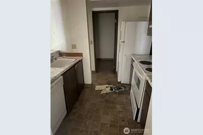 14556 NE 31st Street, Bellevue, WA 98007 - Photo 12