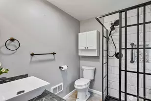 341 S Lewis St, Monroe, WA 98272 - Photo 20