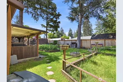 1921 169th Avenue NE, Bellevue, WA 98008 - Photo 10