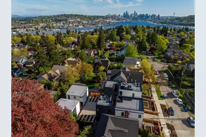 4120 Burke Avenue N, Seattle, WA 98103 - Photo 1