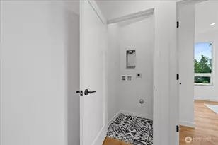 4120 Burke Ave N, Seattle, WA 98103 - Photo 18