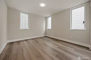 910 15th Ave, Seattle, WA 98122 - Photo 12