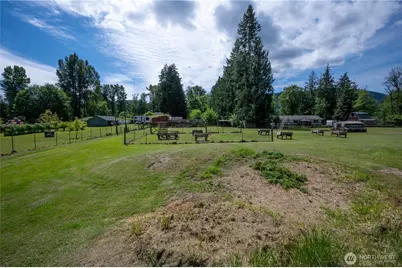4750 Mt Baker Highway, Deming, WA 98244 - Photo 32