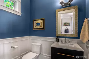111 NE 63rd St, Seattle, WA 98115 - Photo 8