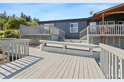 526 Taft Avenue, Raymond, WA 98577 - Photo 22