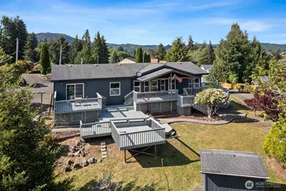 526 Taft Avenue, Raymond, WA 98577 - Photo 2