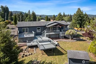 526 Taft Ave, Raymond, WA 98577 - Photo 2