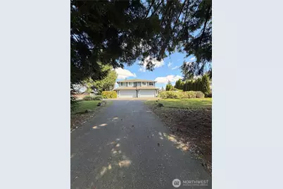 22615 W 44th Ave, Mountlake Terrace, WA 98043 - Photo 2