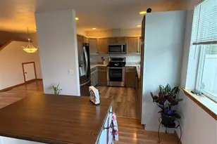 22615 W 44th Ave, Mountlake Terrace, WA 98043 - Photo 6