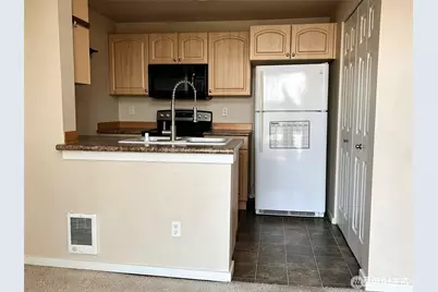 3819 130th Lane SE #E6, Bellevue, WA 98006 - Photo 4