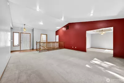 7011 47th Avenue E, Tacoma, WA 98443 - Photo 6