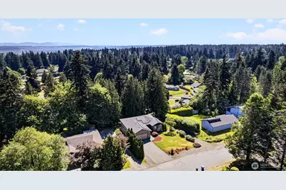 7011 47th Avenue E, Tacoma, WA 98443 - Photo 40