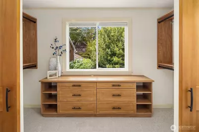 1131 19th Avenue E, Seattle, WA 98112 - Photo 18