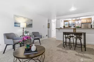 300 N 130th Street W, Seattle, WA 98133 - Photo 8