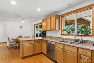 1812 74th St SE, Everett, WA 98203 - Photo 16