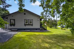 501 35th St, Anacortes, WA 98221 - Photo 6