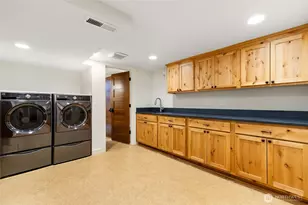 2017 36th Ave W, Seattle, WA 98199 - Photo 28