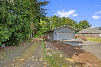 2021 Doe Dr, Oak Harbor, WA 98277 - Photo 28