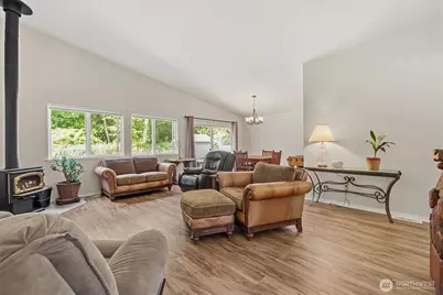 2021 Doe Dr, Oak Harbor, WA 98277 - Photo 6
