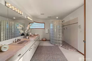 9233 Olympic View Dr, Edmonds, WA 98020 - Photo 26