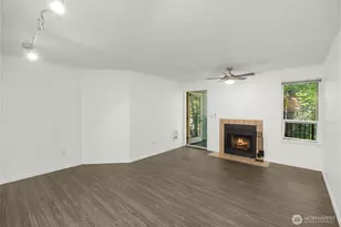 13717 Linden Ave N, Seattle, WA 98133 - Photo 8