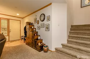 1502 Jensen Ave, DuPont, WA 98327 - Photo 4